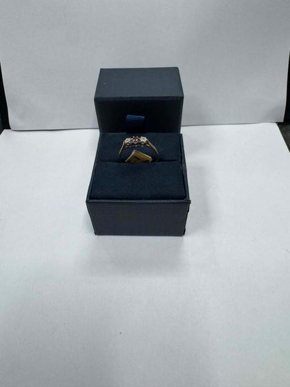 1.3g 9ct Gold Trilogy Ring - Size Q - **Hallmarked**