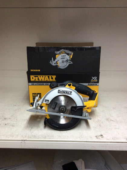Dewalt Saw DCS391N (Boxed)