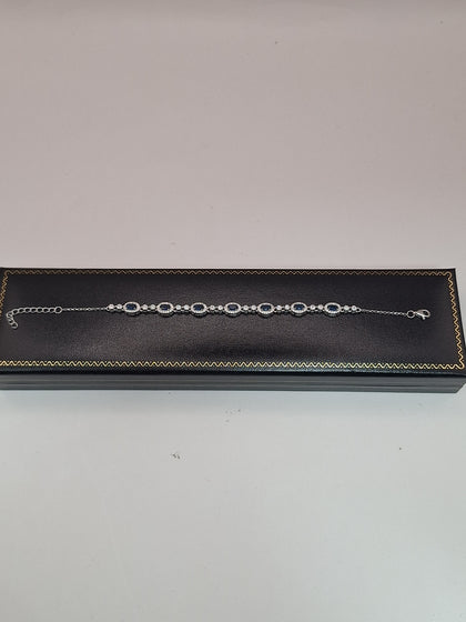 new other silver bracelet 925, weight 6.5g , lenght 8