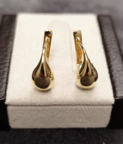 14ct Yellow Gold Teardrop Shaped Lever Back Earrings