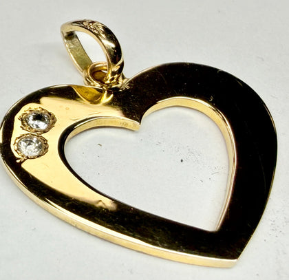 9ct yellow gold heart pendant