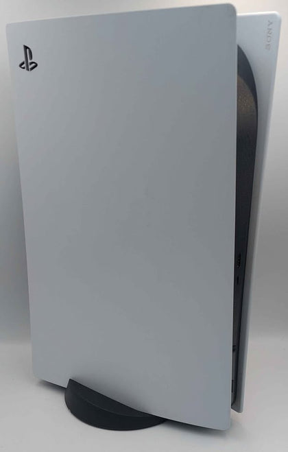 Sony PlayStation 5 digital edition 825GB *lose usb port & no pad*