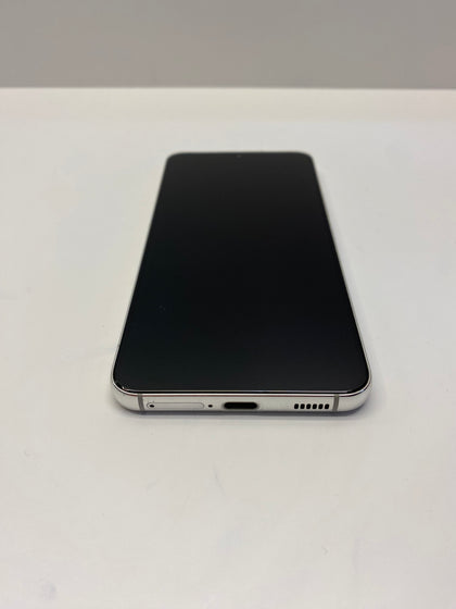 Samsung Galaxy S22 5G 256GB Unlocked Silver