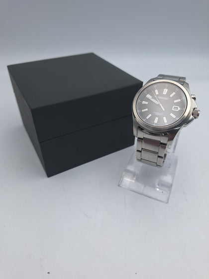 Seiko Men's kinetic 100m stainless steel Watch BOXED