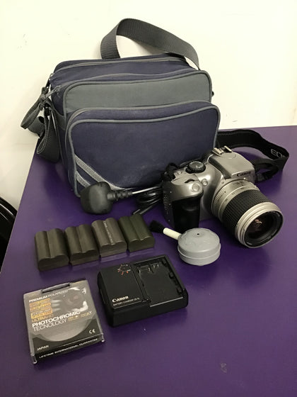 Canon EOS 300D Digital Camera with 28-90mm lens & accessories