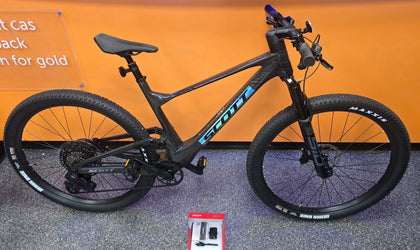 Scott Spark RC Team Full Suspension Mountain Bike - Carbon Black (2026) Large Frame / 29