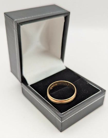 916 Hallmarked 22CT, Yellow Gold, Wedding Band, Size S, 5.57G, Boxed