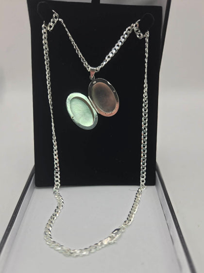 Silver 925 hallmarked 24