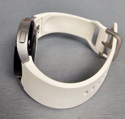 **Sale** Samsung Galaxy Watch6 - 40 mm Gold