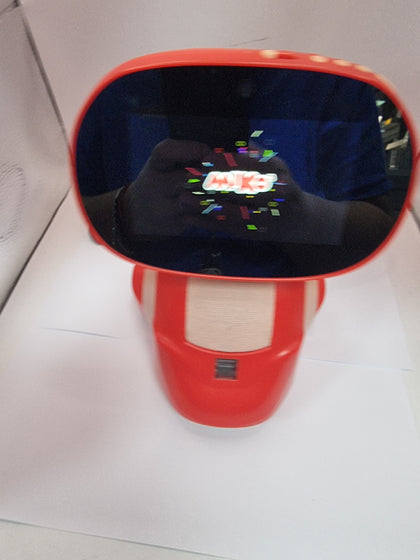 OMIKO EM301 AI ROBOT ,AI-powered robot with a human-like touch.   Enhanced encryption ensures safety, Parental control.   HME GAMING ROBOT ,NOT BOXED
