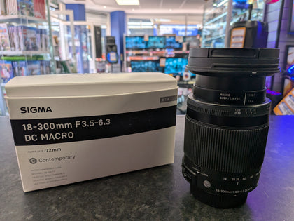 Sigma 18-300mm F3.5-6.3 DC Macro Lens Boxed
