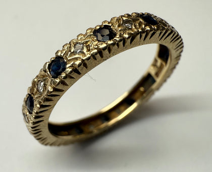 9CY GOLD ETERNITY RING WITH PRETTY STONES SIZE M 1/2