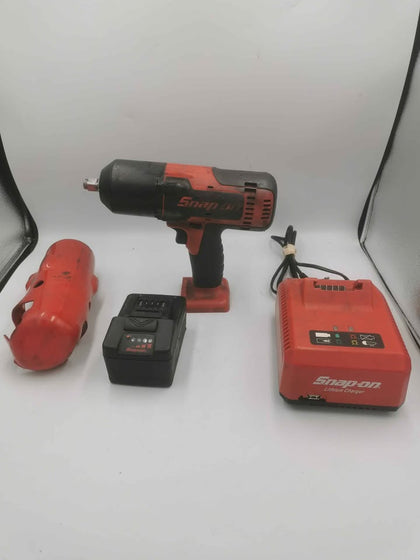 Snap On CT8850 Impact Gun 1/2 with 1 Battery and Charger