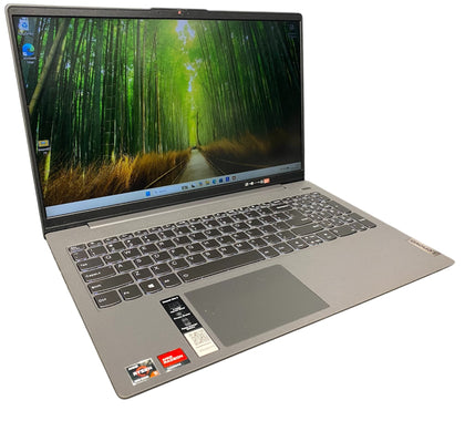 IdeaPad 5 - AMD Ryzen 5 5300u, 8GB RAM, 512GB SSD, Windows 11