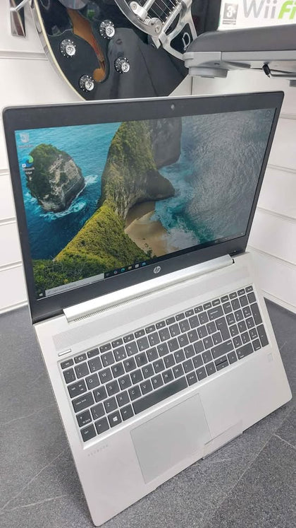 HP 455 G6, RYZEN 7 2700U, 8GBRAM, 256GB SSD, 15