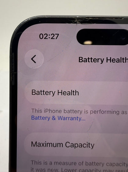 Apple iPhone 16 128GB Black *small crack*
