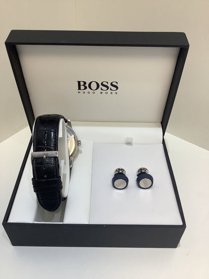 Hugo Boss Watch and cufflinks set.