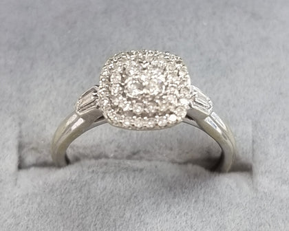 9ct White Gold Diamond Ring Size L1/2