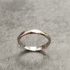 18ct White Gold Geometric Design Wedding Band Rind - Size N