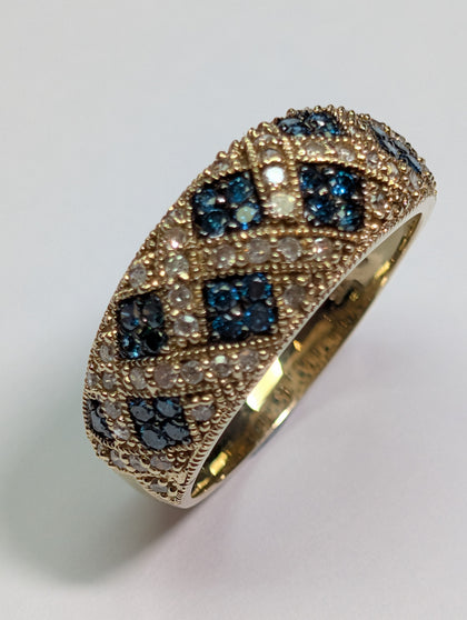 9ct gold diamond & blue stone cluster ring