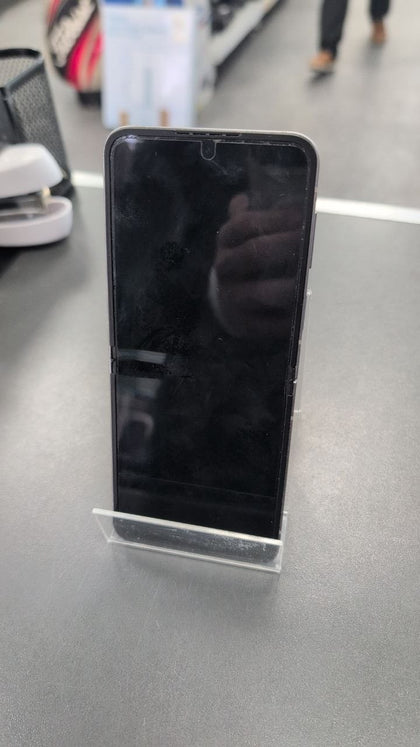 Samsung Galaxy Z Flip6