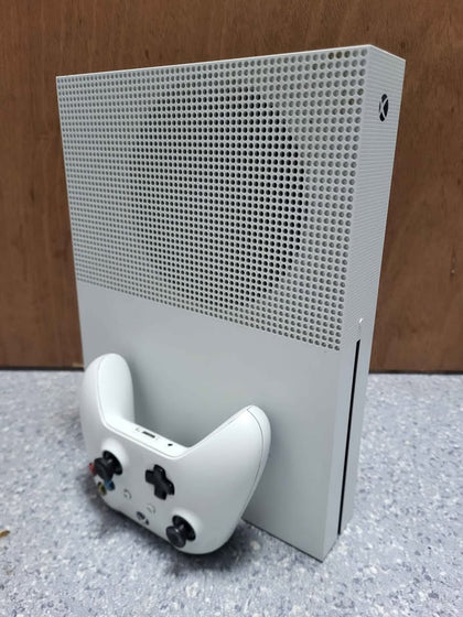 Xbox One S 1TB Console - Comes With Controller (missing thumb grip)