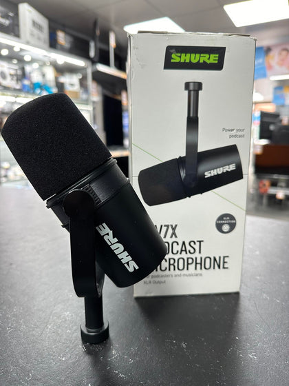 Shure MV7 USB Microphone For Podcasting, Recording, Live Streaming & Gaming, Built-in Headphone Output, All Metal USB/XLR Dynamic Mic, Voice-Isolating