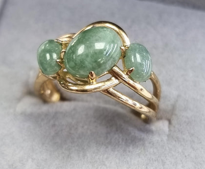 9ct Gold Ring Green Stones Size 