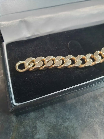 9ct Yellow Gold Curb Chain Bracelet - 20 inches - 36.3G