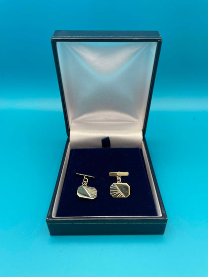 9ct cufflinks - 2.1g