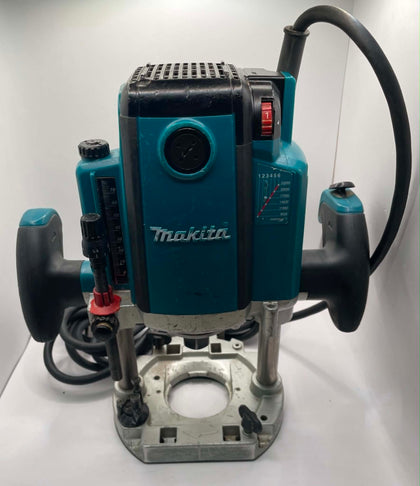 Makita HP Plunge Router