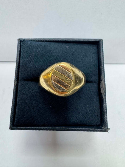 5.9G 18ct Gold Textured Signet Ring - Size Z - **Hallmarked**