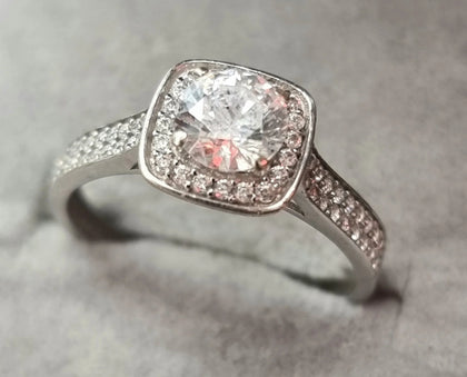 9ct white gold cluster CZ ring Size R