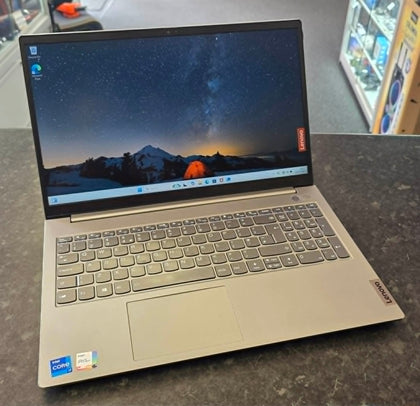 Lenovo ThinkBook 15 - Intel I7