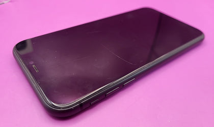 Apple iPhone 11 - 64 GB - Black - 86% Battery Health - Boxed