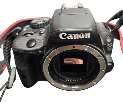 Canon EOS 100D with EFS 18-55mm Lens