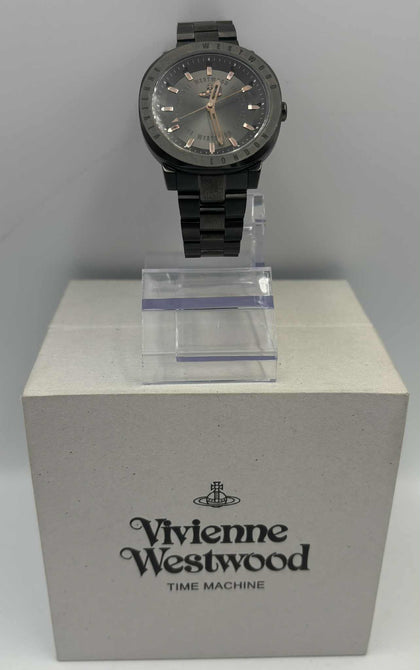 Ladies Vivienne Westwood The Mall Watch VV228GYGN with box and paperwork