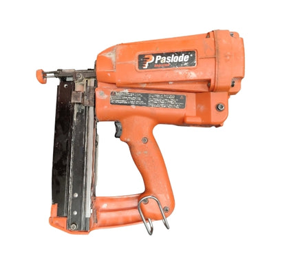 Paslode Impulse IM250 Nail Gun w/batteries, charger and case