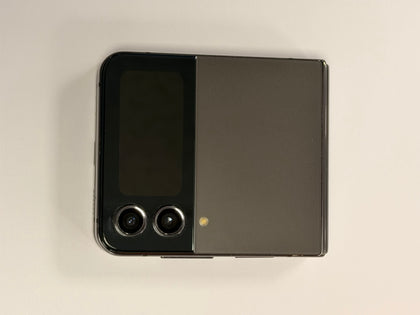 Samsung Galaxy Flip4 Flip 4 128GB Graphite