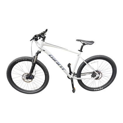 Giant Talon Mountain Bike *Collection Only*