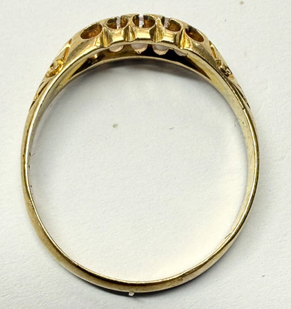 18ct yellow gold 5 stone diamond ring size L