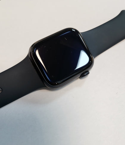 Apple Watch Series 9 GPS 41mm Midnight Aluminium Case with Midnight Sport Band - S/M
