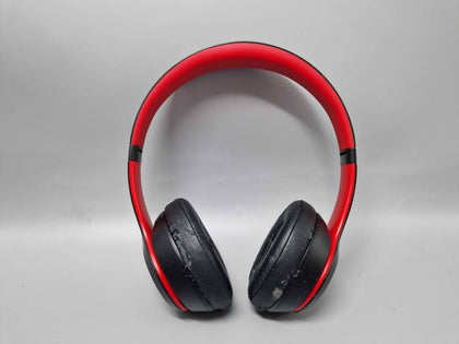 Beats Solo3 Wireless On-Ear Headphones - Decade Col. Defiant Black/Red