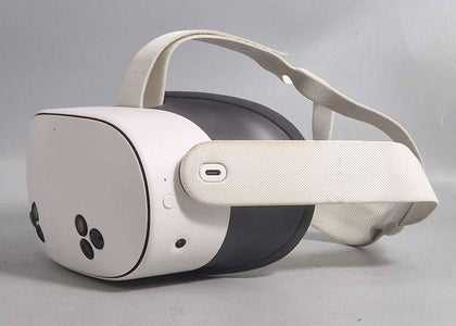 Meta Quest 3S VR Headset (With Controllers) - 128GB