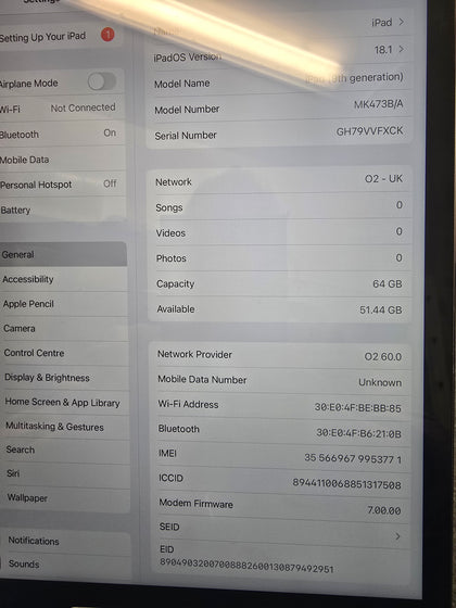 Apple iPad 9th Gen  Wi-Fi + Cellular 64GB - Space Grey