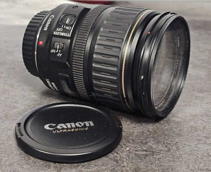 Canon EF 28-135mm f/3.5-5.6 Is USM Lens