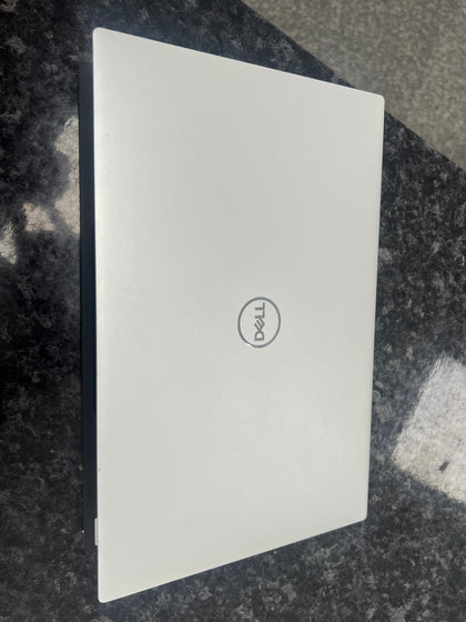 Dell XPS 13 Laptop: 512GB SSD + 16GB RAM