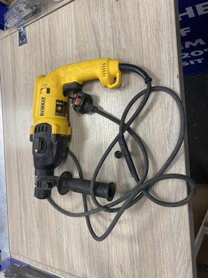 Dewalt D25033