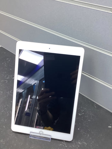 Apple iPad 8th 32GB