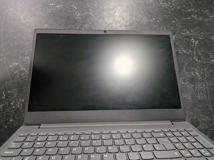 Lenovo v15 I5-8265U 8gb Ram 256gb SSD Windows 11 Laptop